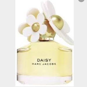 4.25 oz of Marc Jacobs perfume