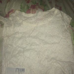 Lace white tshirt with pocket