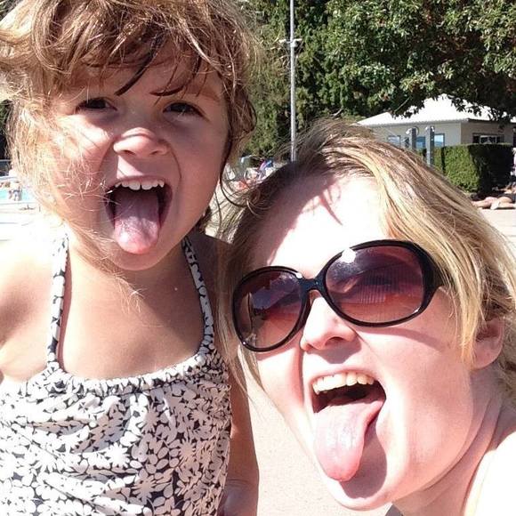 Meet your Posher, Cassandra - Picture 1 of 1