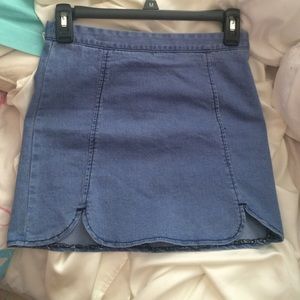 Brandy Melville Raquel skirt