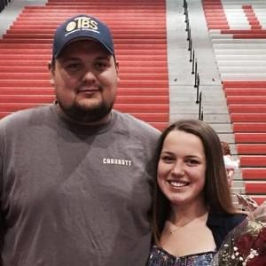 Meet your Posher, Eva