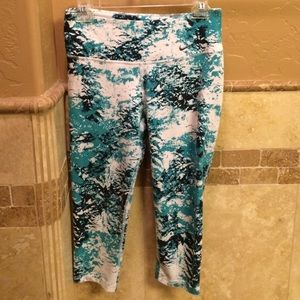 Nike Dri-Fit cropped legging