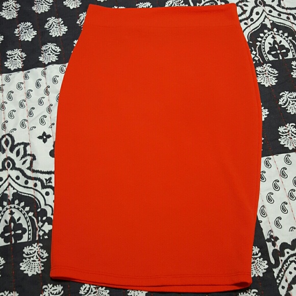 SOLD IN A BUNDLE - Picture 2 of 3