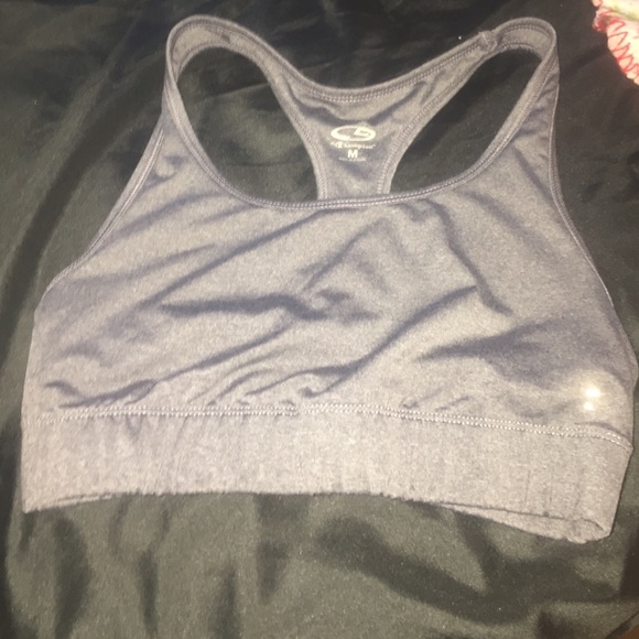 sports bra