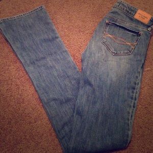 Abercrombie & Fitch, skinny boot jeans