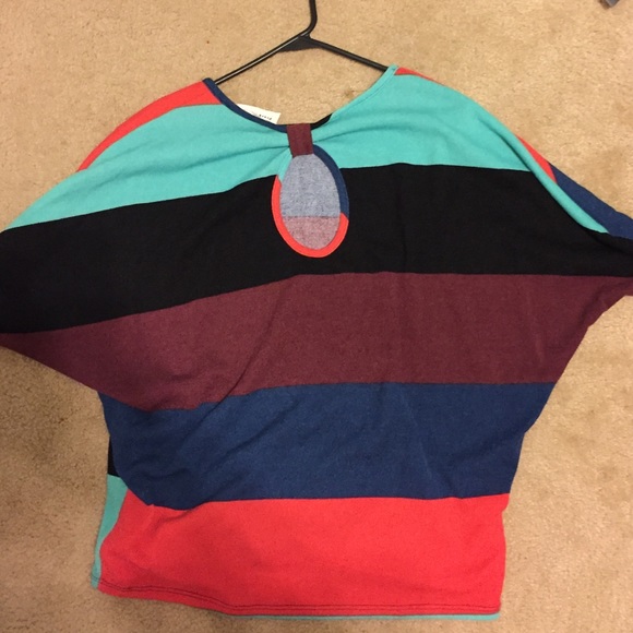 Peach Love Cream boutique top - Picture 2 of 2