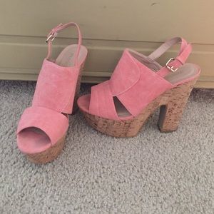 Shoedazzle coral platforms