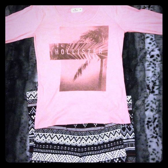 Hollister long-sleeved shirt