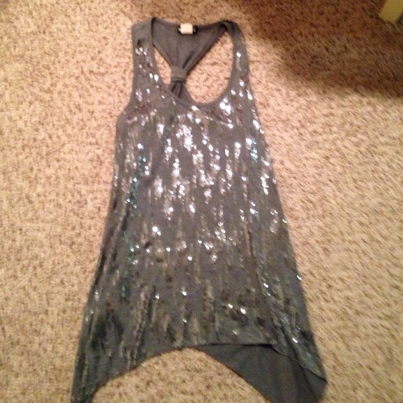 Sequined racer back shirt
