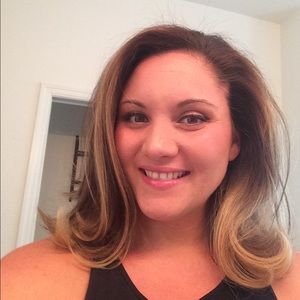 Meet your Posher, Jade