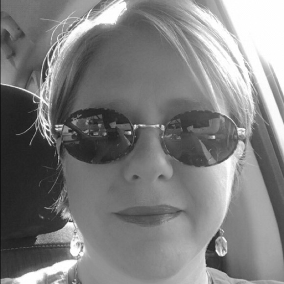 Meet your Posher, Cheryl