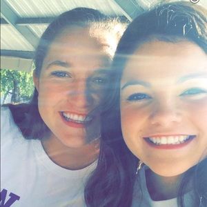 Meet your Posher, Caroline