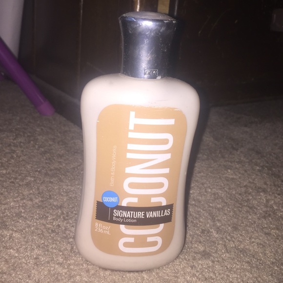 coconut signature vanillas body lotion