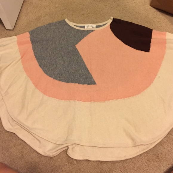 Boutique Forever 21 poncho