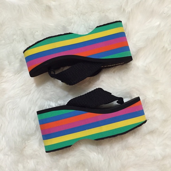 🚫SOLD🚫 Rainbow Platform Rocket Dogs 🌈🌟 - Picture 1 of 3