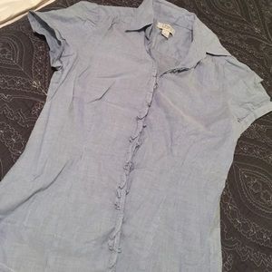 Blue/white seersucker type patterned blouse