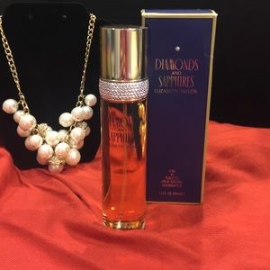 Elizabeth Taylor perfume