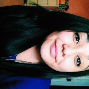 Meet your Posher, Pamela