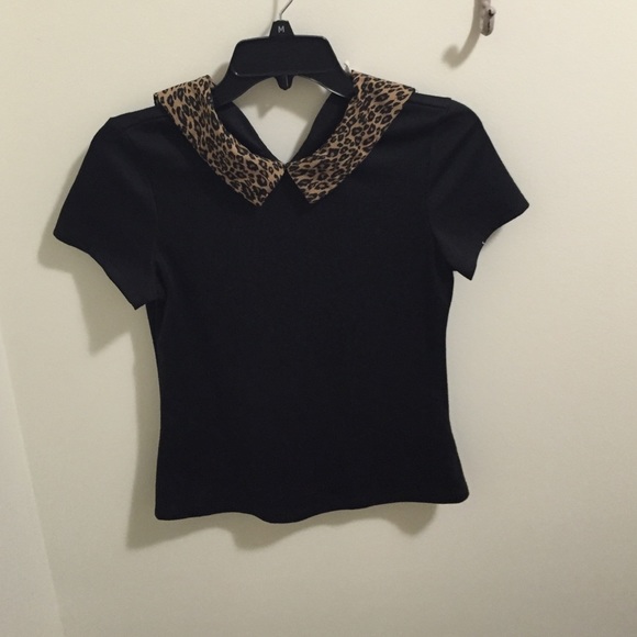 Black Peter Pan collard shirt.