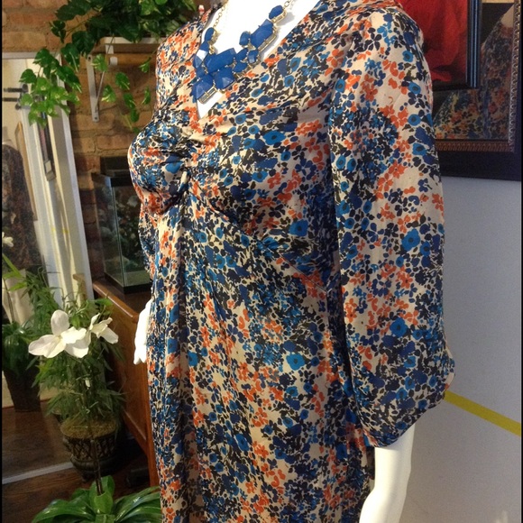 Top - Picture 2 of 2