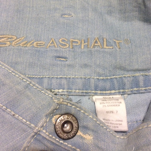 Sold - Picture 3 of 4