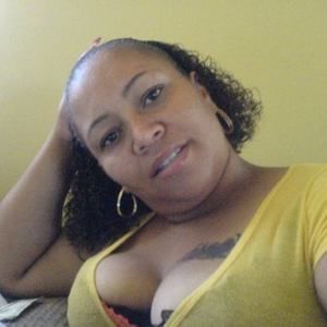 Meet your Posher, Leslie