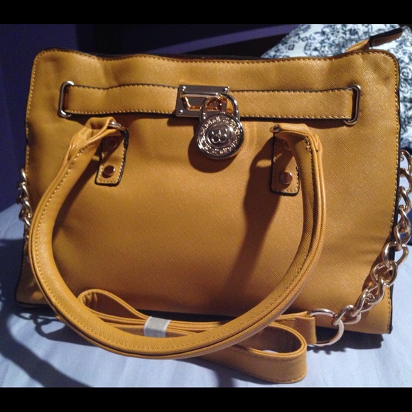 Handbags - 🚫SOLD🚫