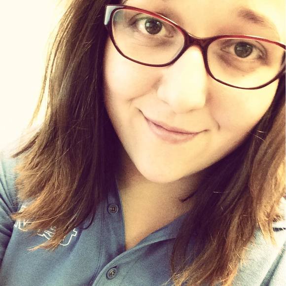 Meet your Posher, Jessica - Picture 1 of 1