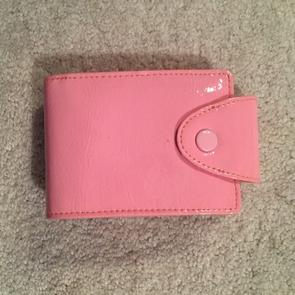 Pink Wallet - Picture 2 of 4
