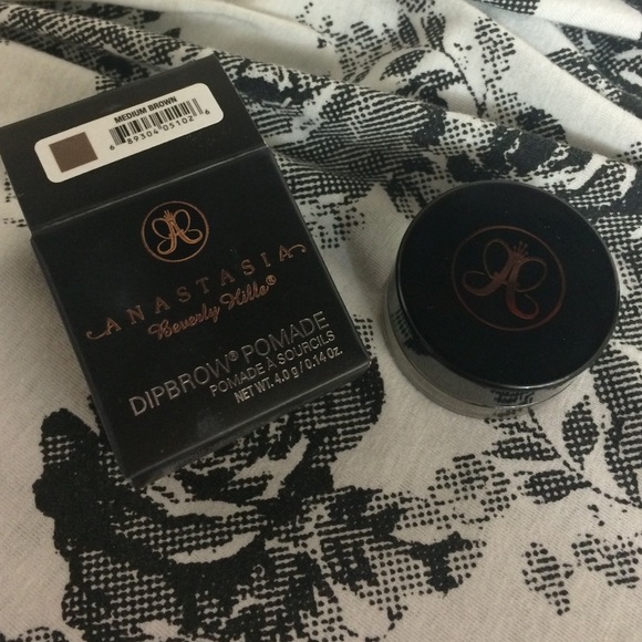 Anastasia Beverly Hills Other - Anastasia Beverly Hills Dipbrow Pomade