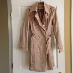 Whitehouse/Blackmarket raincoat