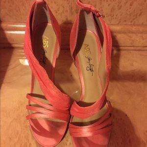 Coral pink Jessica Simpson high heels