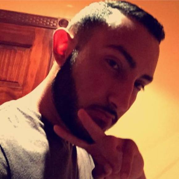 Meet your Posher, Aaron