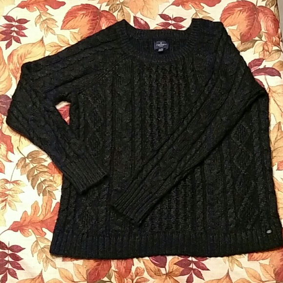 NWOT Black cable knit sweater