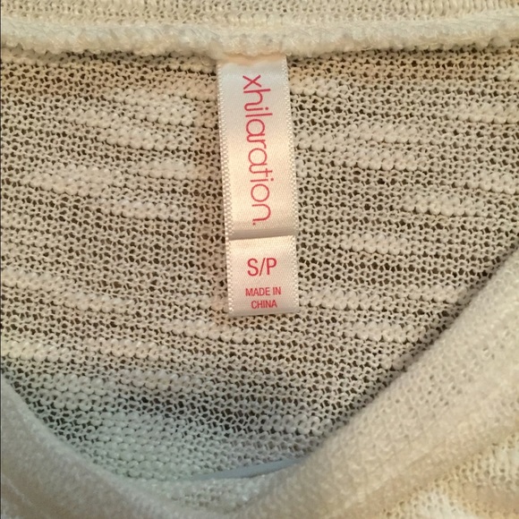 🚫BUNDLED!🚫 Lightweight hi-low lace sweater - Picture 3 of 4