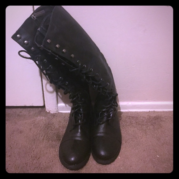 Black Combat boots❄️