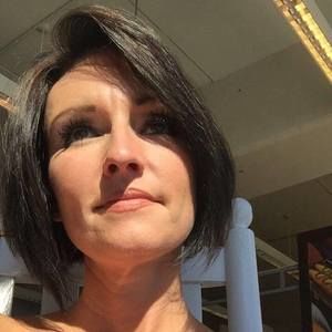 Meet your Posher, Bobbi