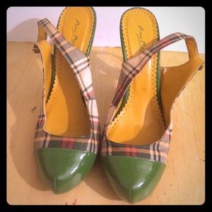 Green/Plaid Sling Back Shoes