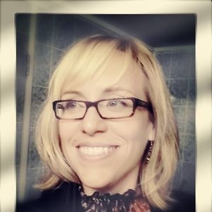 Meet your Posher, Holly