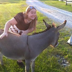 Meet your Posher, Carly