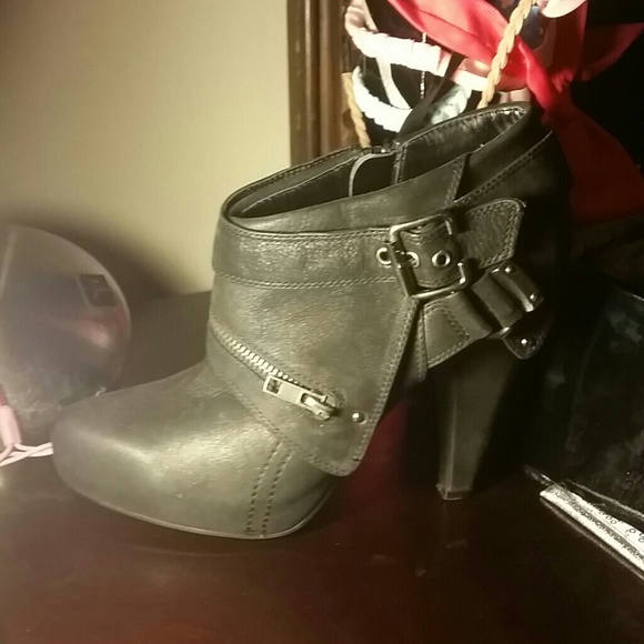 ALDO Shoes - Aldo black ankle booties