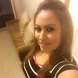 Meet your Posher, Isela