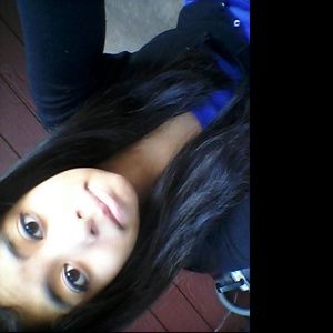 Meet your Posher, Adamaris