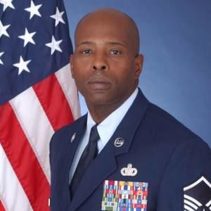 Meet your Posher, Ervin