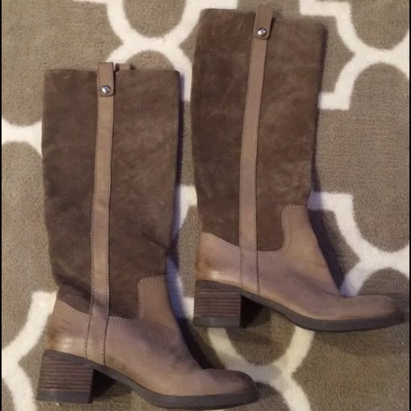 Tan bcbgeneration boots!