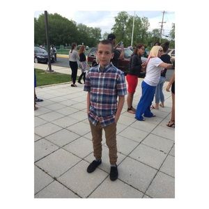 Meet your Posher, Cj