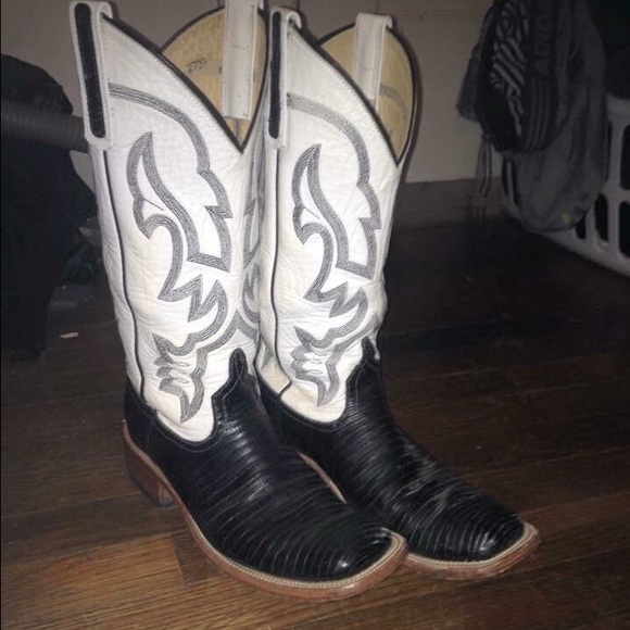 Women's Anderson Bean