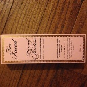 Too Faced Primed & Poreless Face Primer