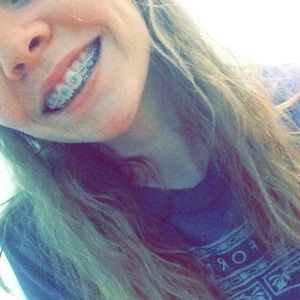 Meet your Posher, Elise