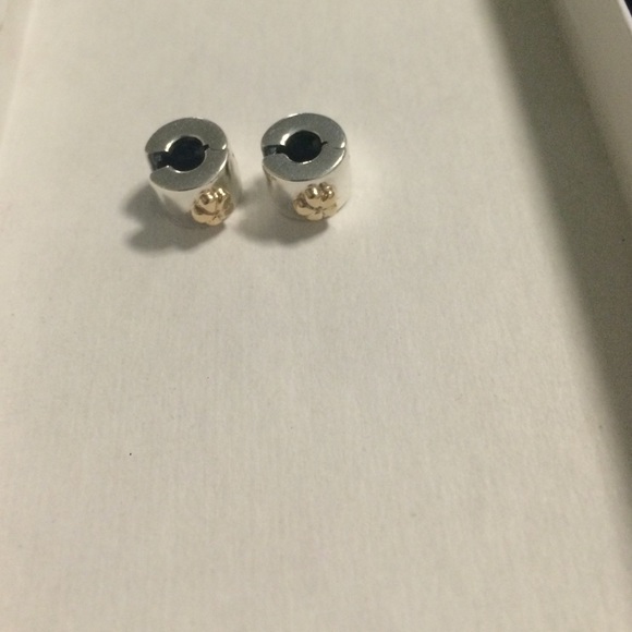 Two for the price of one Pandora clamps!